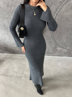 Стильное вязаное платье AMU-A3496T750