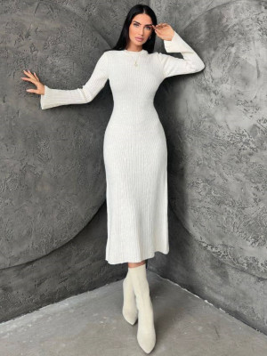 Стильна в'язана сукня AMU-A3496T750