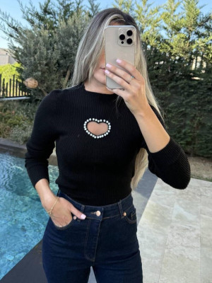 Базовий светр з сердечком AMU-A4810T499