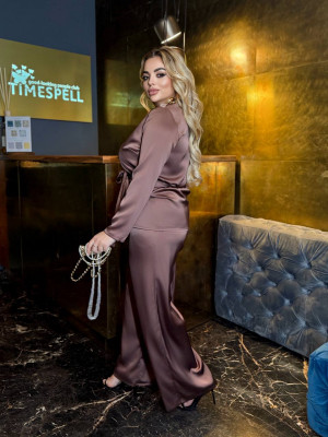 Нарядный шелковый костюм ET-A8924T750