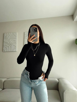 Базовый приталенный боди DMP-R1605T230