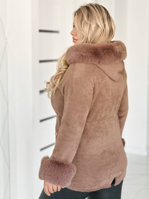 Шубка альпака с меховыми манжетами MAX-A9046T1250