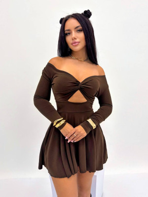 Платье с интересным вырезом YLM-A656T480