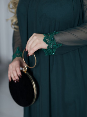 Платье с кружевом и жемчугом VOJ-A1042T850