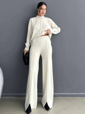 Стильный брючный костюм AMU-A12480T1199