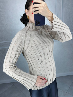 Базовый женский свитер AMU-A4313T399