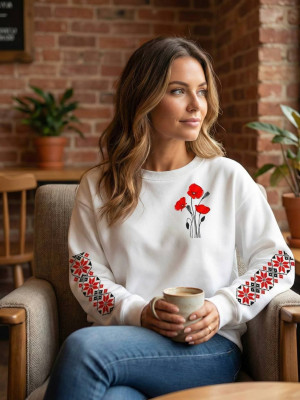 Теплый свитшот с принтом IO-A746T320