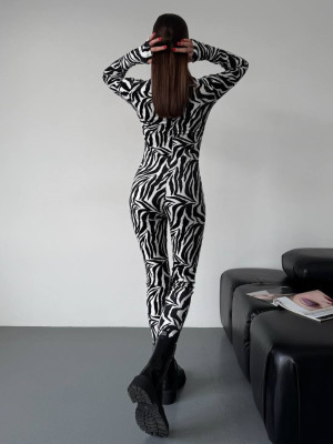 Велюровый комбинезон DMP-R1913T550