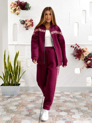 Теплый костюм с вышивкой ELR-A4075T1200