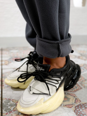 Стильный теплый костюм ELR-A4079T1000