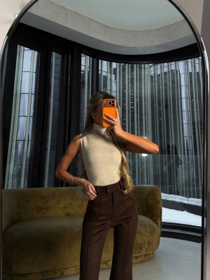 Стильные замшевые штаны EST-A5933T550