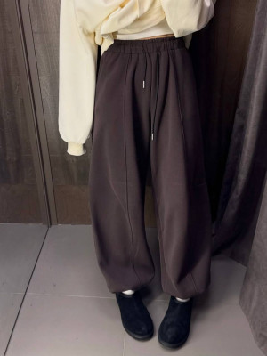 Жіночі оверсайз джоггери BRA-A291T399