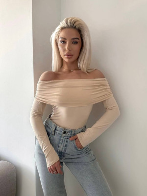 Базовый топ с открытыми плечами DMP-R1876T270