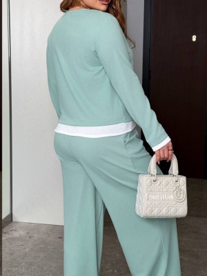 Красивый прогулочный костюм AD-A8000.1T550