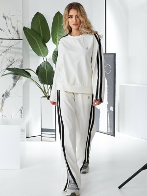 Модный спортивный костюм OLD-A7008T27