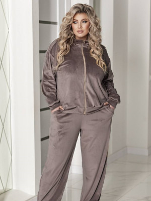 Комфортный велюровый костюм MA-A1038T750