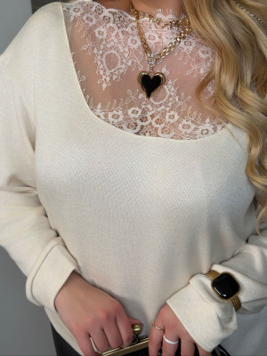 Нарядна кофтинка з мереживом ET-A803T430