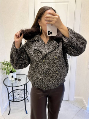 Стильна куртка з принтом AMU-A1414T1050