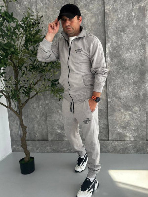 Мужской костюм тройка MUN-A2068T1299