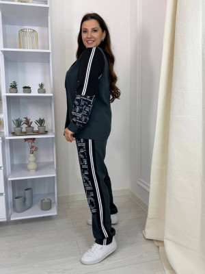 Стильный брючный костюм VL-A1150T1300