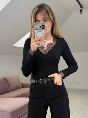 Лонгслив с кружевом KG-A1135T340