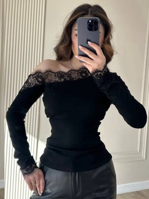 Лонгслив с ассиметричным вырезом MPK-A416T380