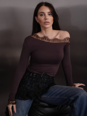 Лонгслив с ассиметричным вырезом MPK-A416T380