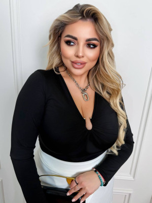 Лонгслив с интересным декольте ODF-A047T450