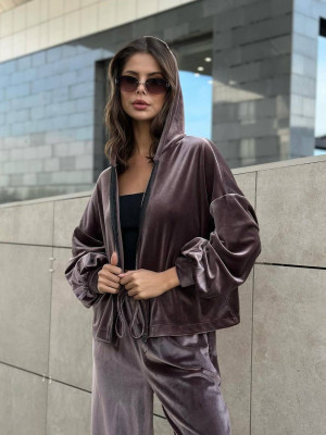 Комфортный велюровый костюм DMP-R1916T500