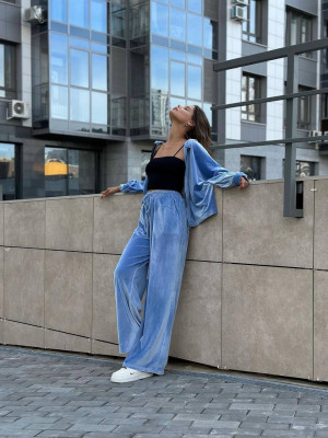 Комфортный велюровый костюм DMP-R1916T500