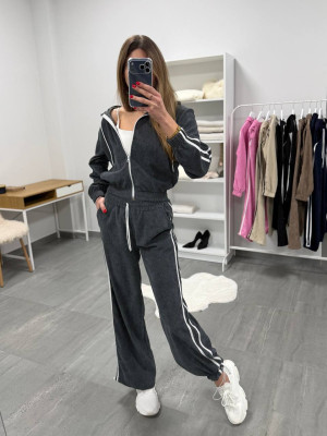 Вельветовый спортивный костюм DMP-R1895T550