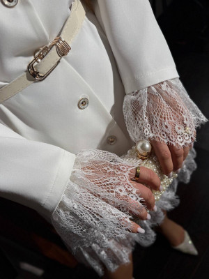 Платье-жакет с гипюром VW-A1632T600