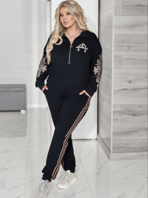 Женский костюм с аппликацией VOJ-A340T800