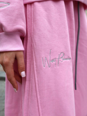 Прогулочный костюм с вышивкой EST-A8005.1T1490