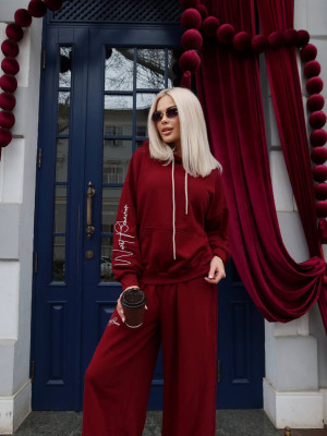 Прогулочный костюм с вышивкой EST-A8005.1T1490