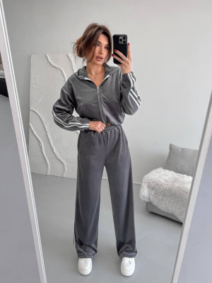 Плюшевый костюм двойка VM-A10535T600